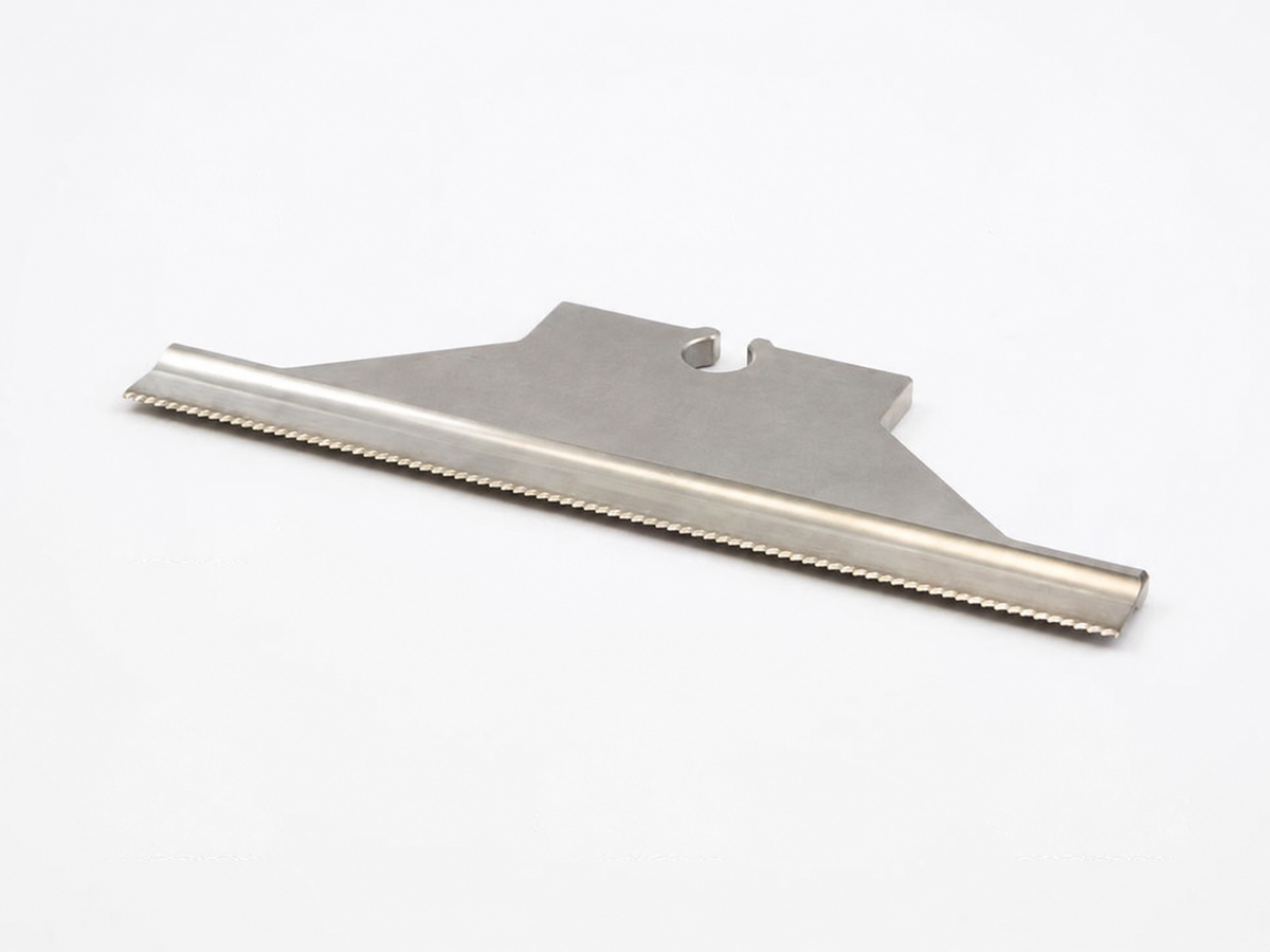 1348956-0000 Knife